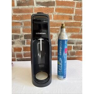 Sodastream JET Soda Maker Sparkling Water Machine Black Gray w/ 1 Cartridge Used